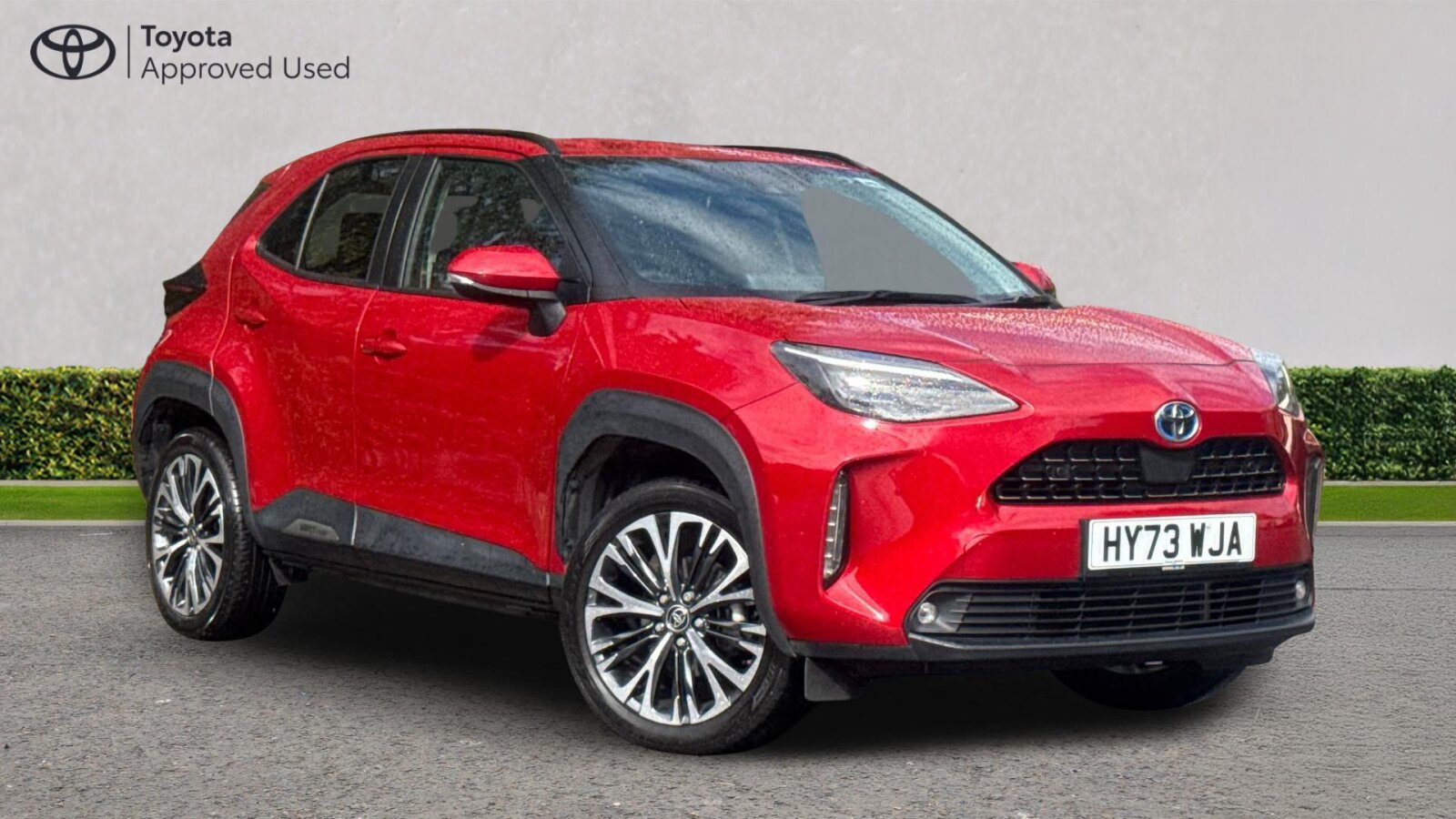 Main listing image - Toyota Yaris Cross