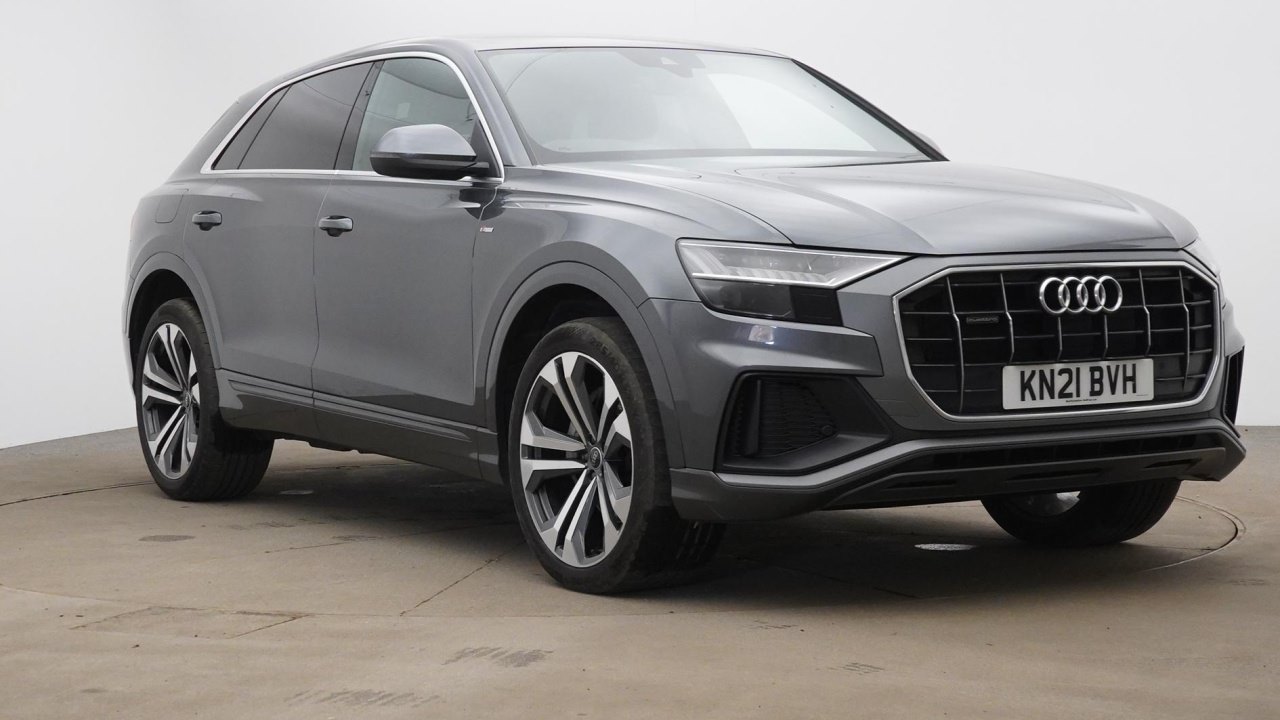 Main listing image - Audi Q8