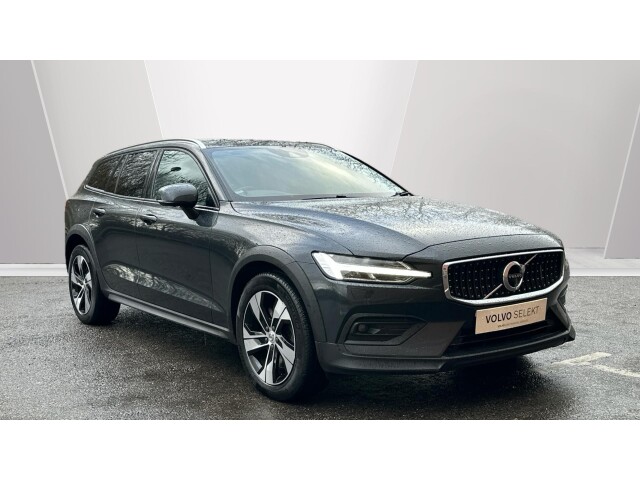 Main listing image - Volvo V60 Cross Country