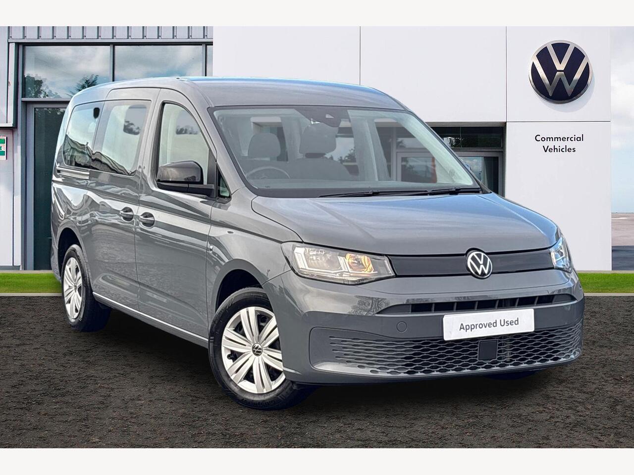 Main listing image - Volkswagen Caddy Maxi