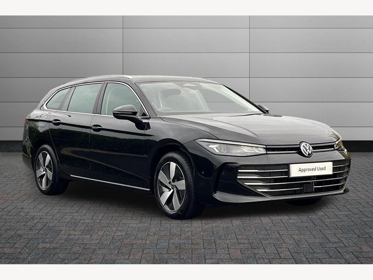 Main listing image - Volkswagen Passat Estate