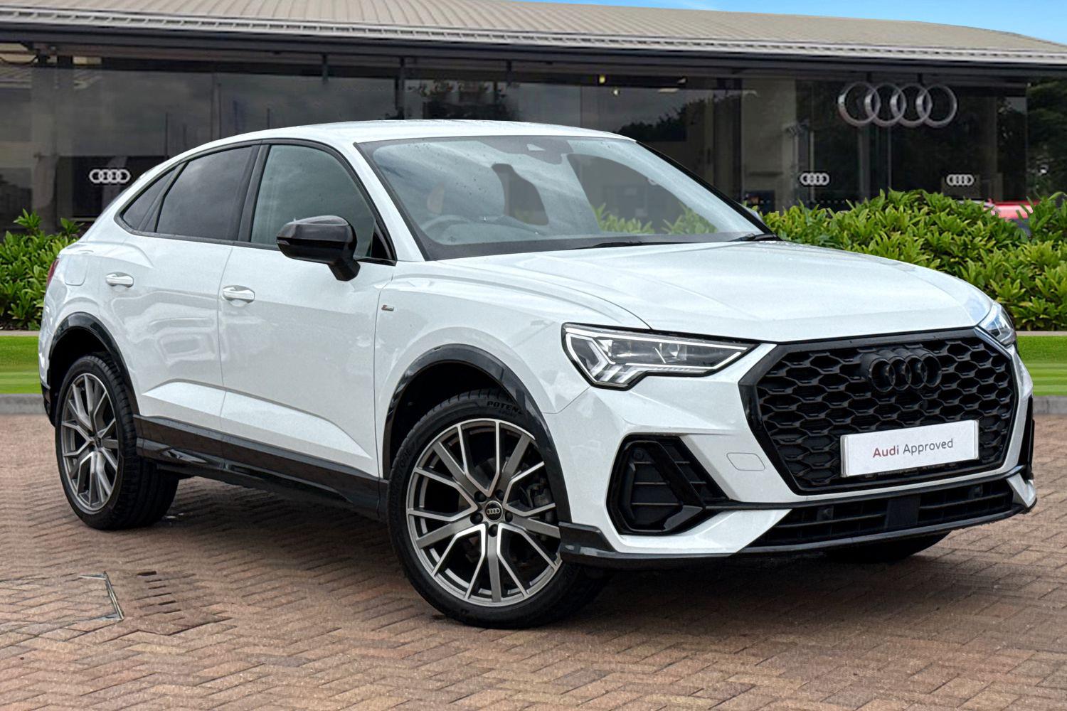 Main listing image - Audi Q3