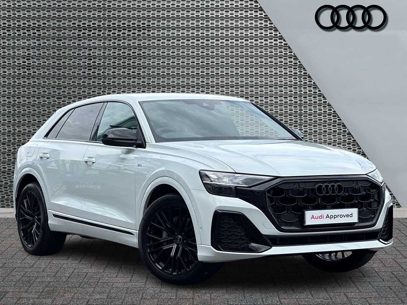 Main listing image - Audi Q8