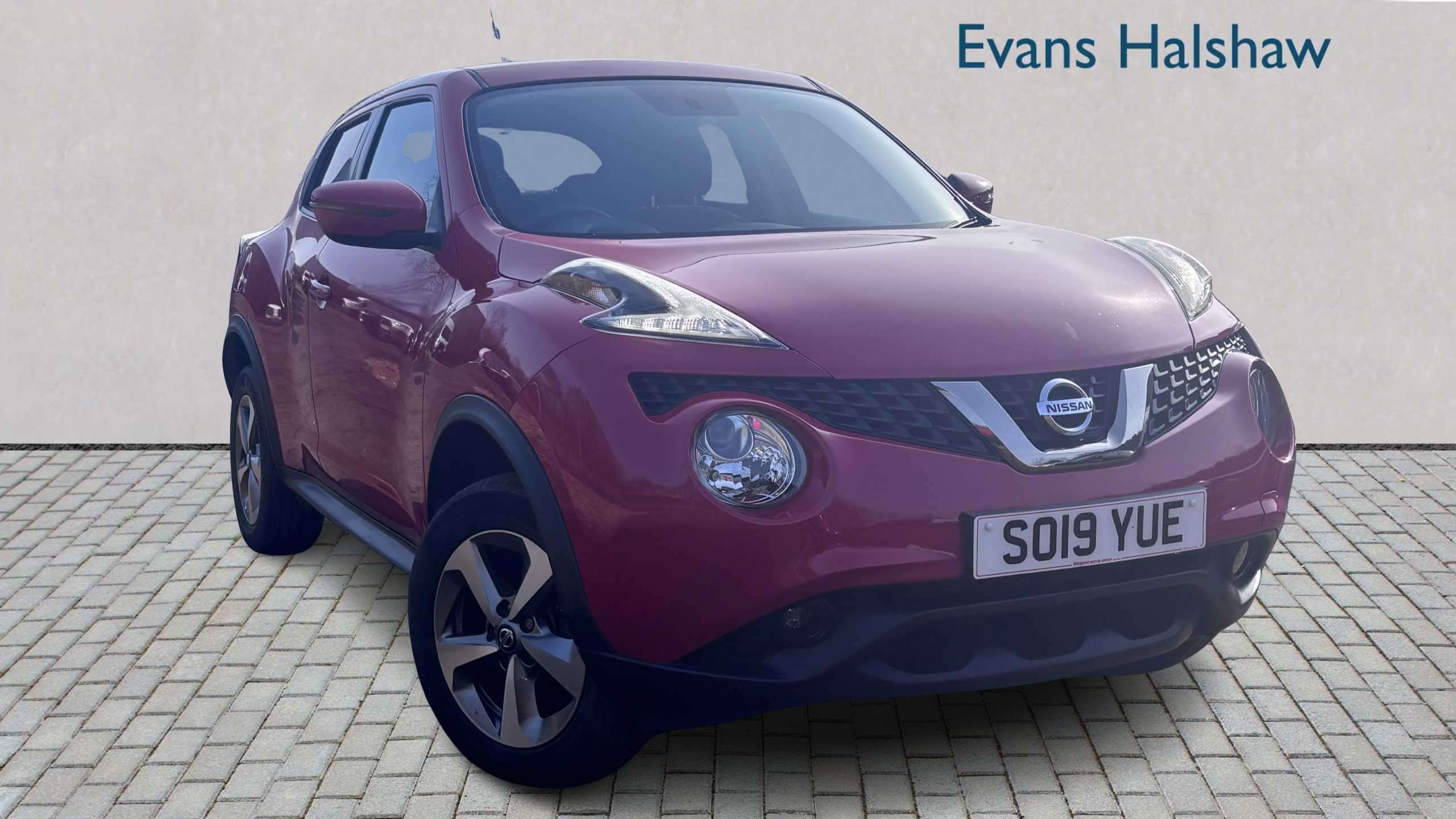 Main listing image - Nissan Juke