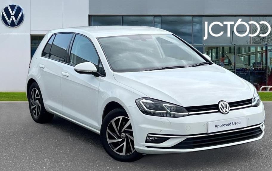 Main listing image - Volkswagen Golf