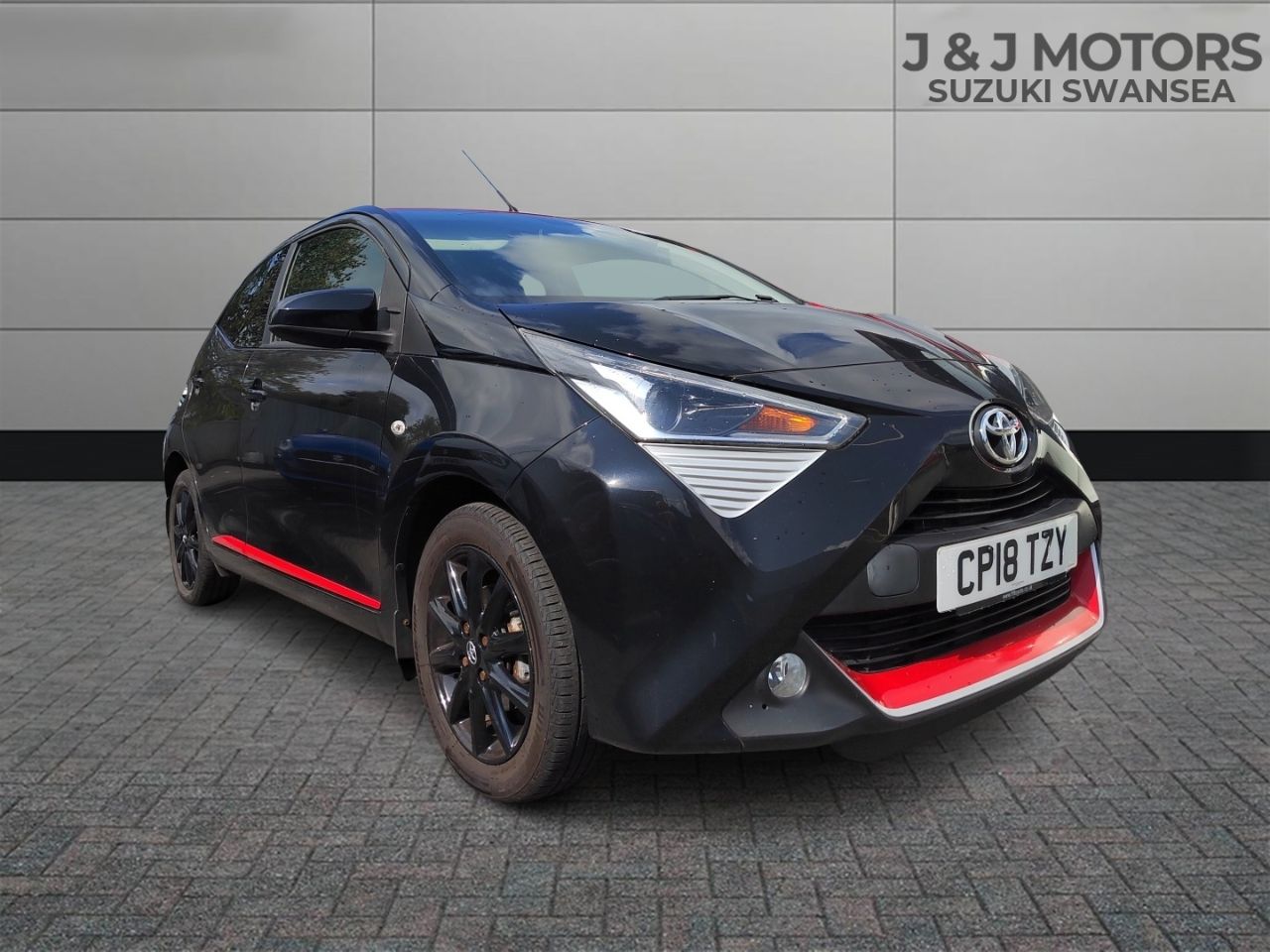 Main listing image - Toyota Aygo