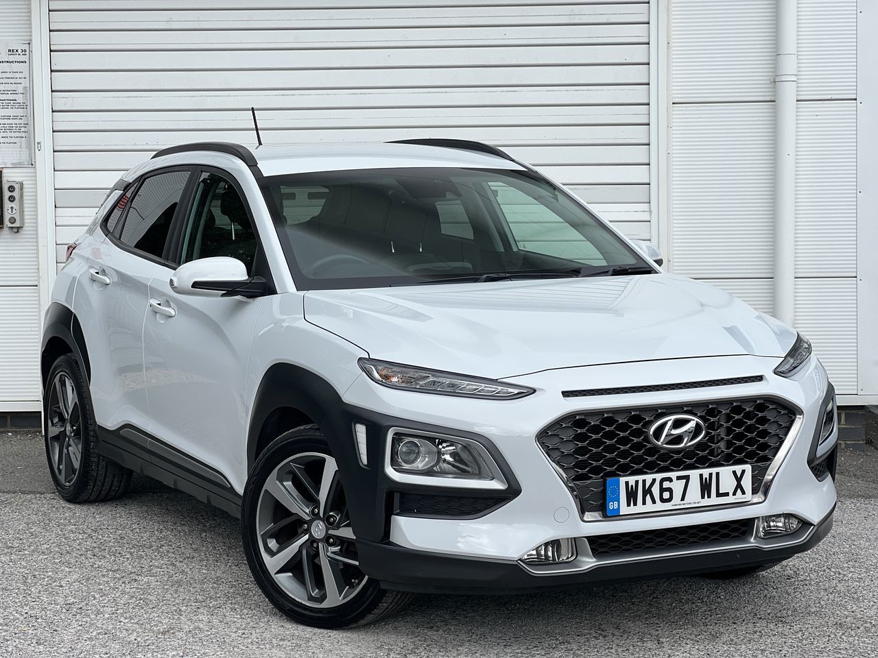 Main listing image - Hyundai Kona