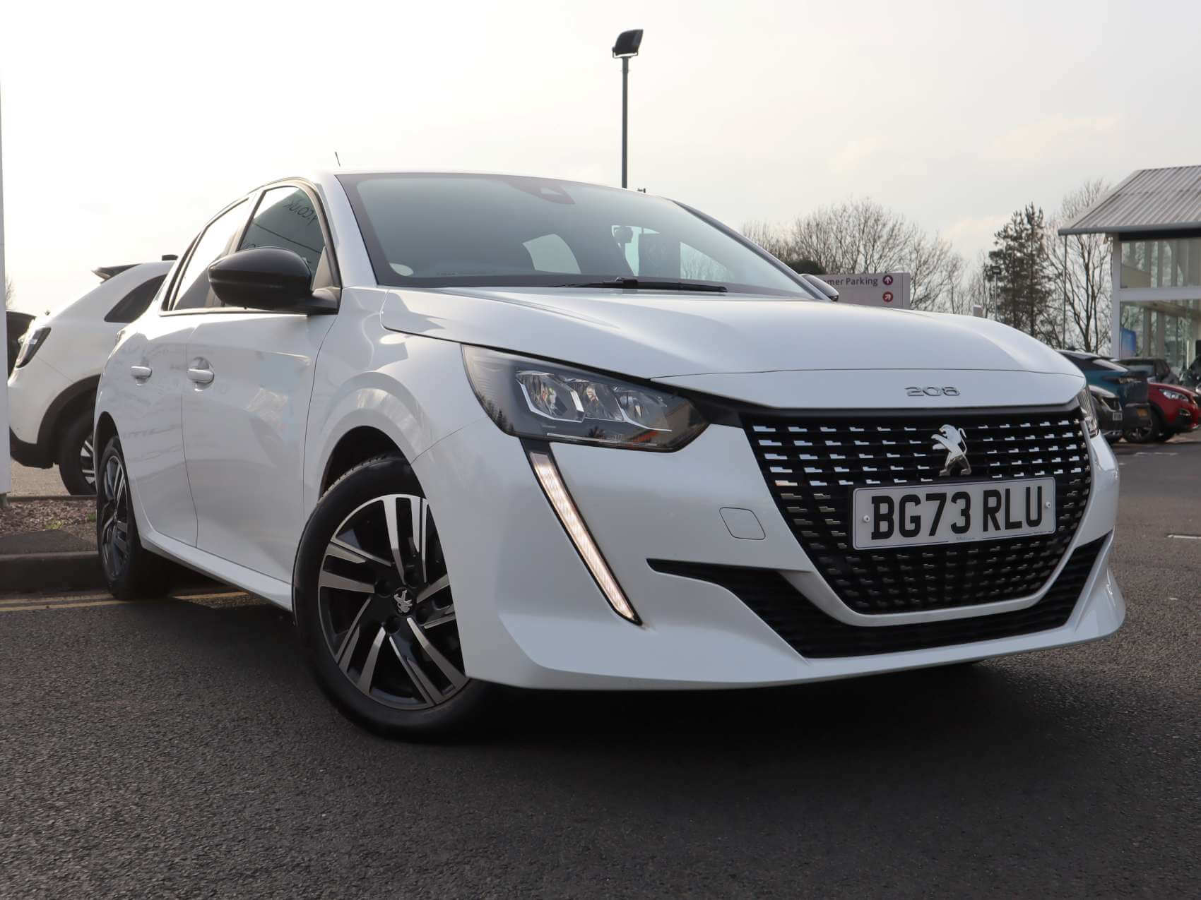 Main listing image - Peugeot 208