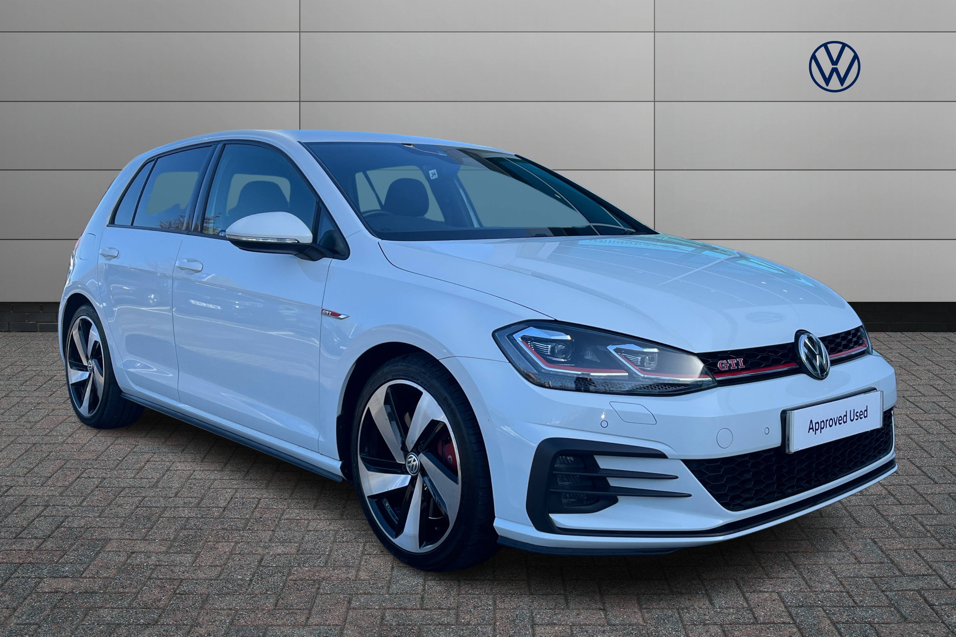 Main listing image - Volkswagen Golf GTI