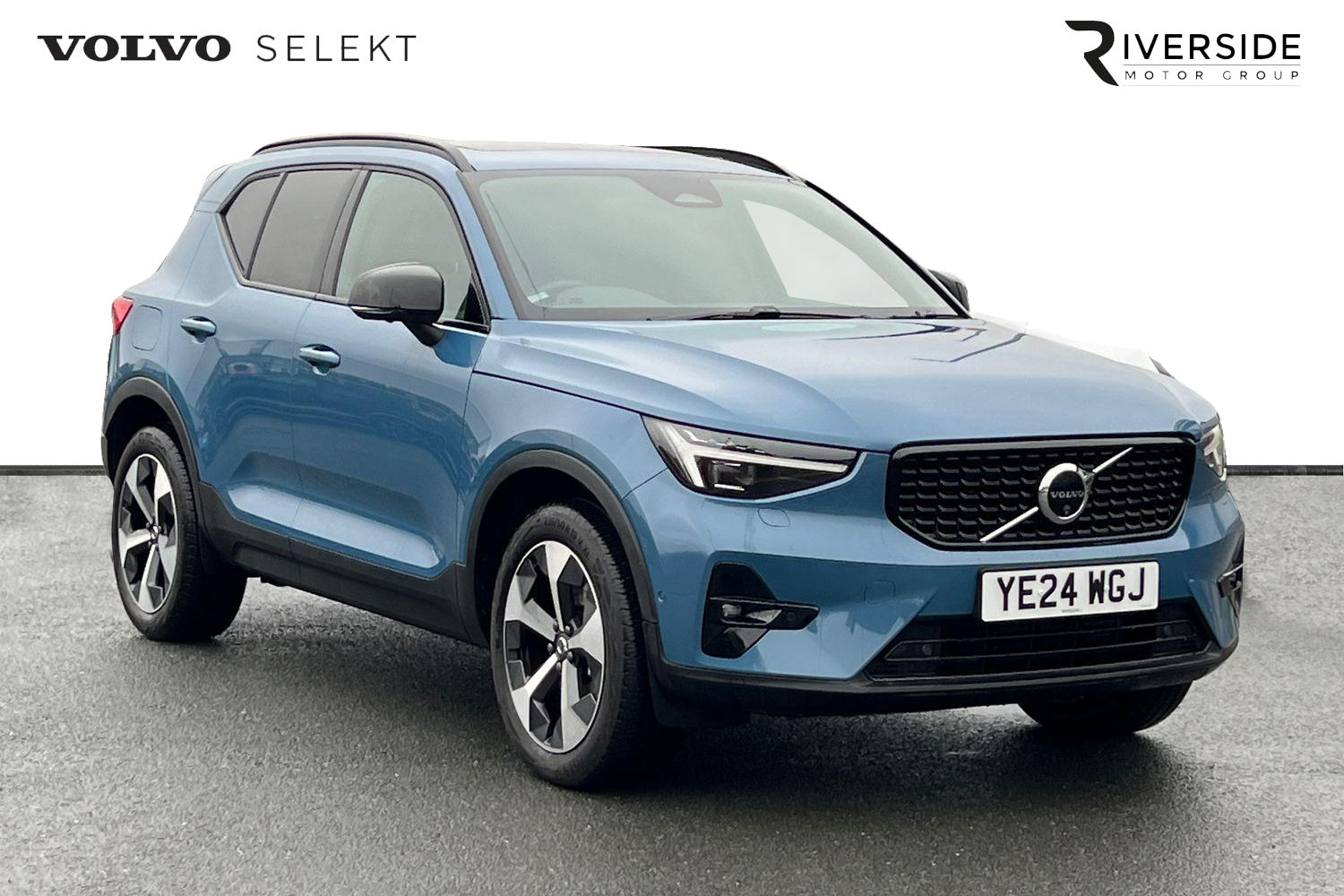 Main listing image - Volvo XC40