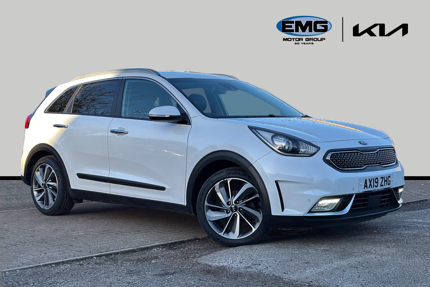 Main listing image - Kia Niro