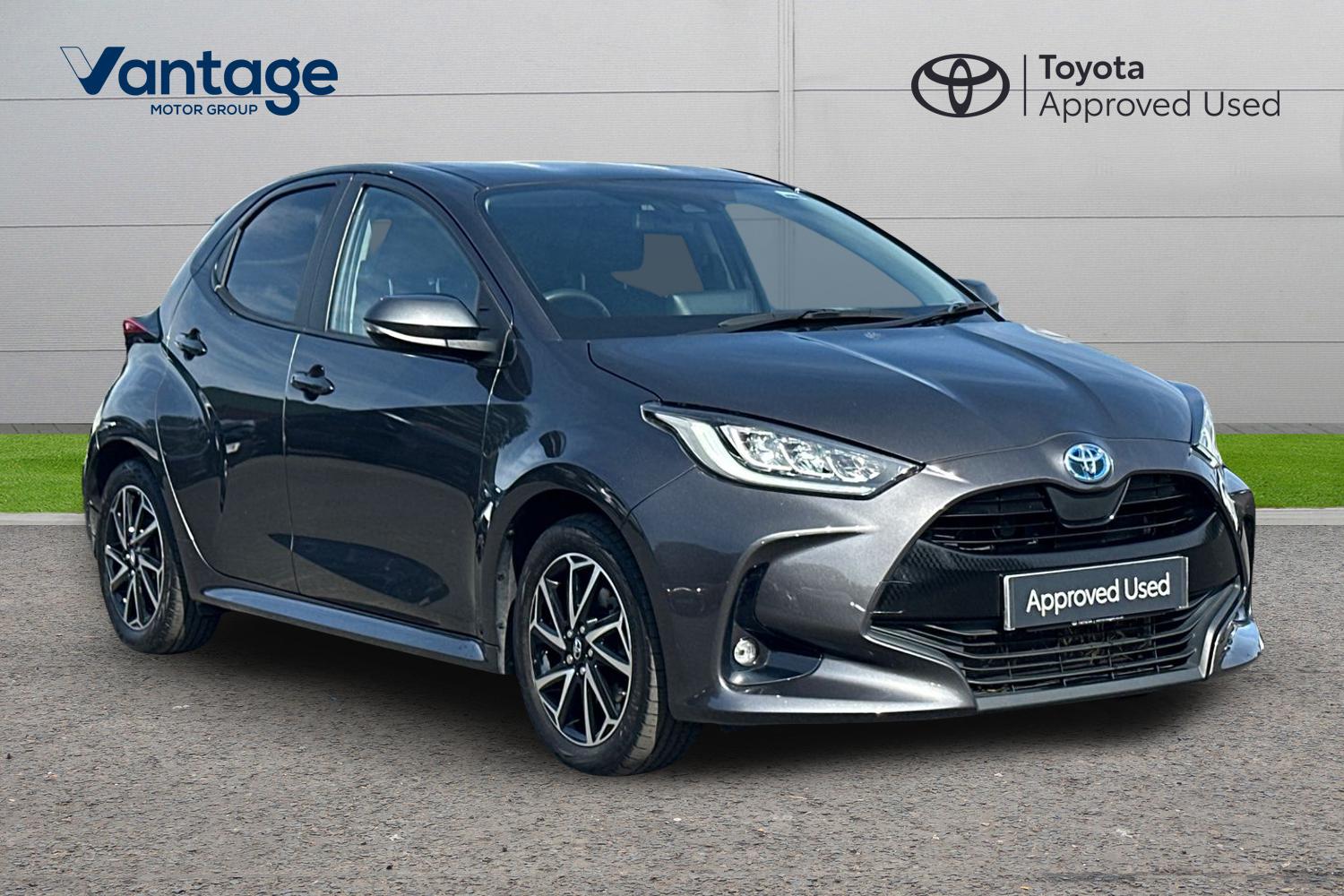 Main listing image - Toyota Yaris