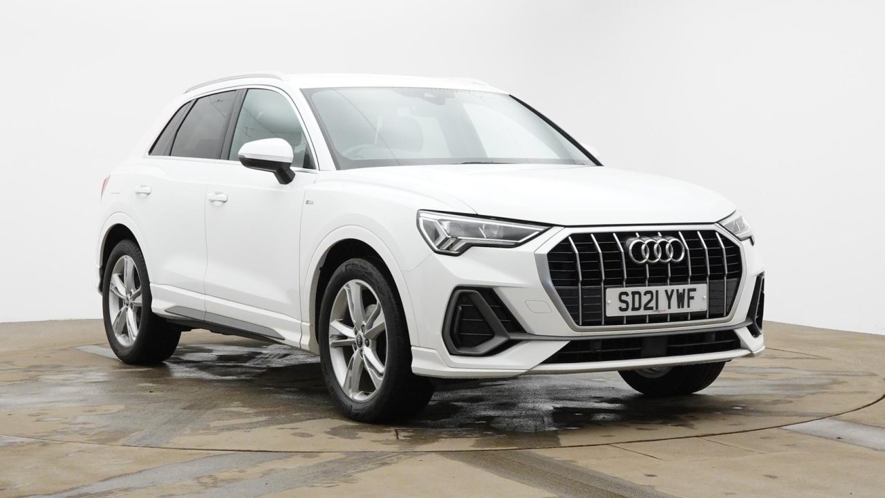 Main listing image - Audi Q3
