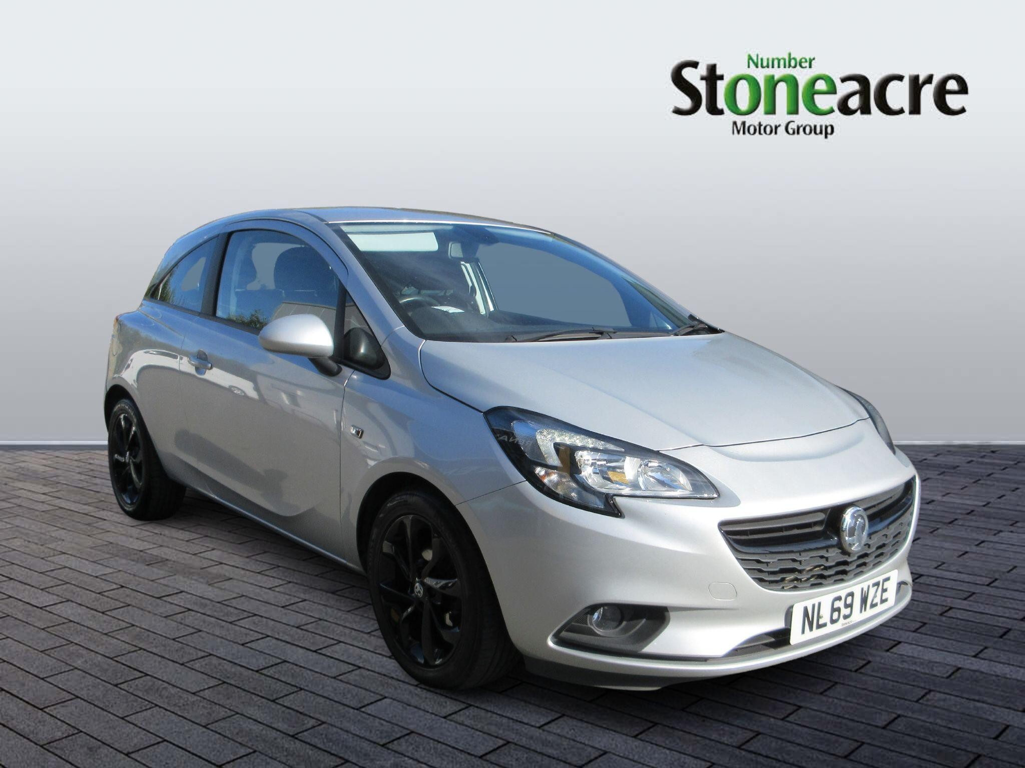 Main listing image - Vauxhall Corsa