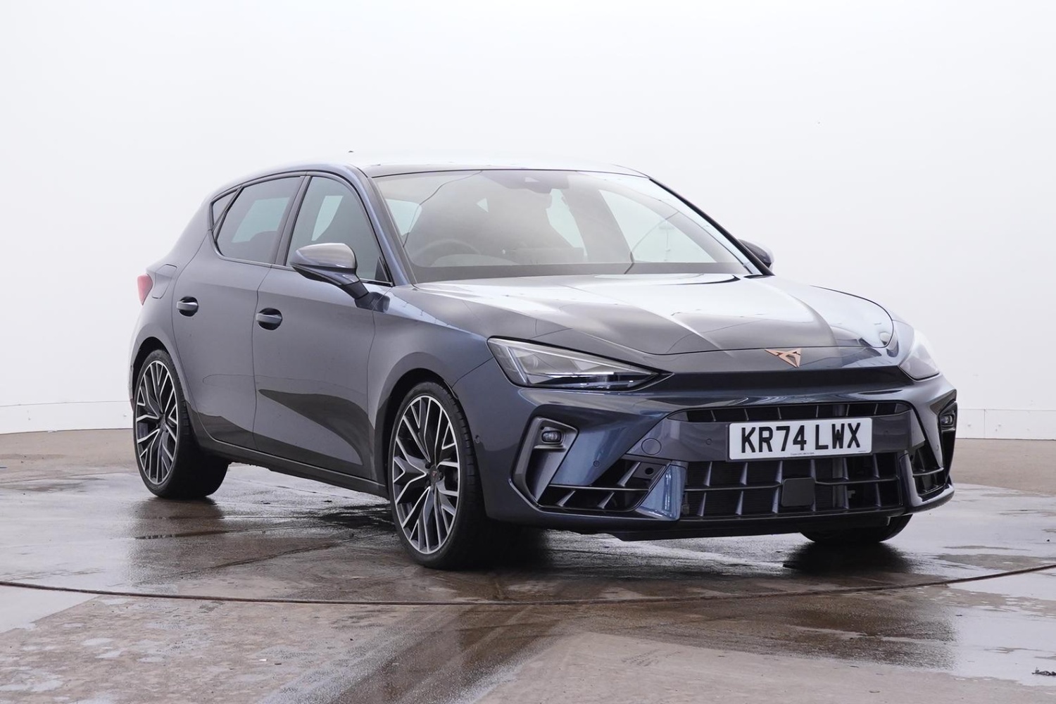 Main listing image - Cupra Leon
