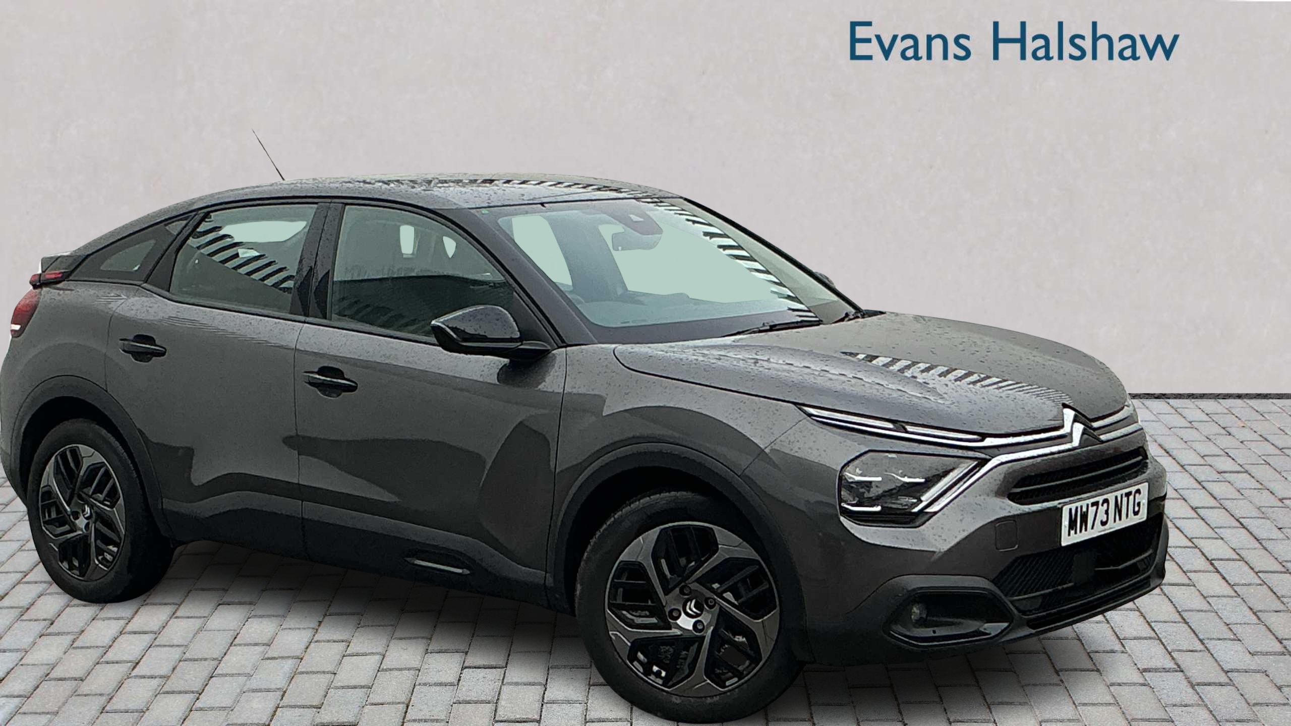 Main listing image - Citroen C4