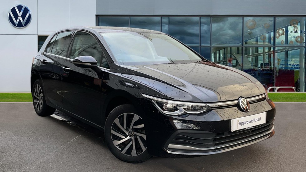 Main listing image - Volkswagen Golf