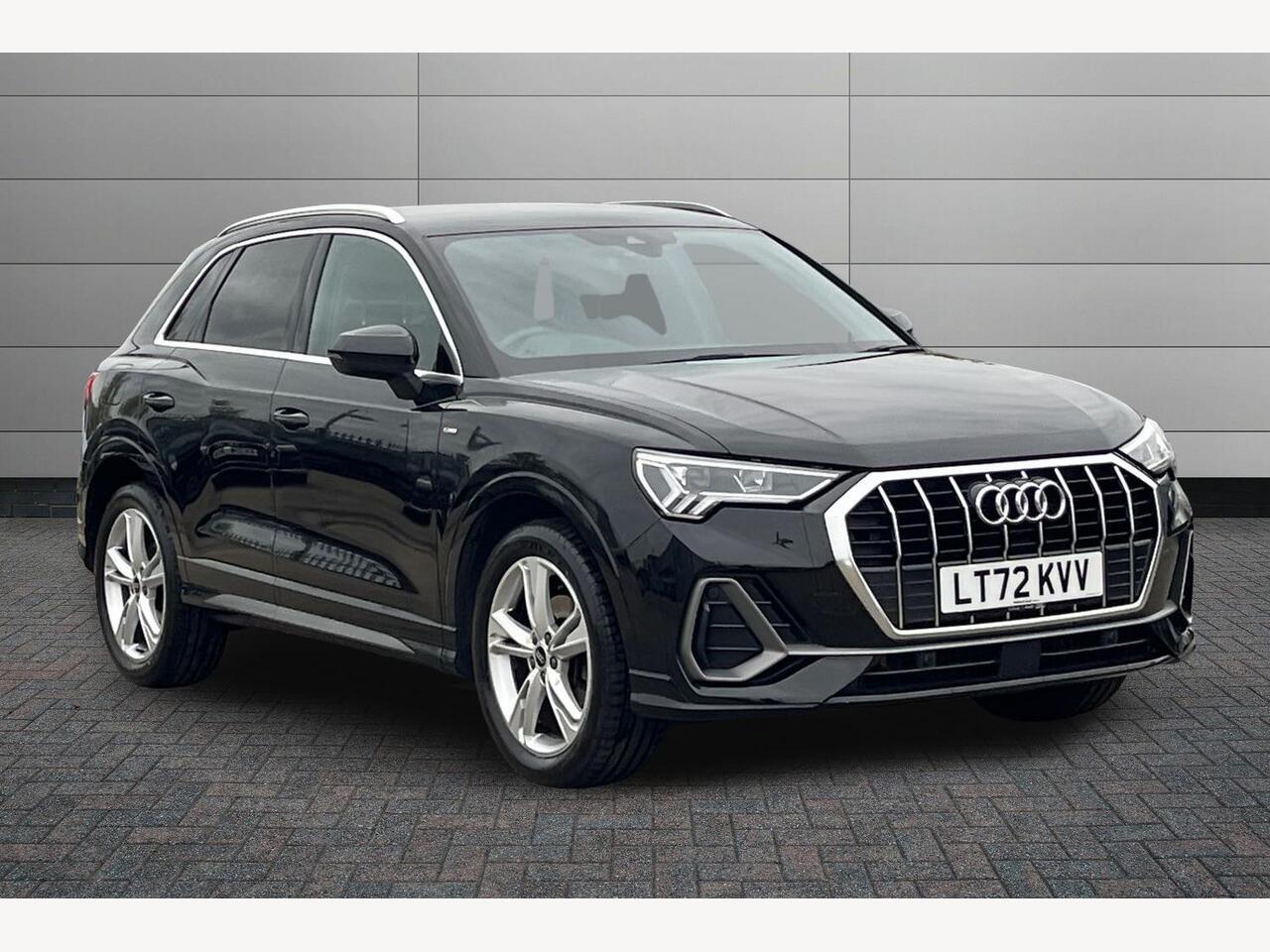 Main listing image - Audi Q3