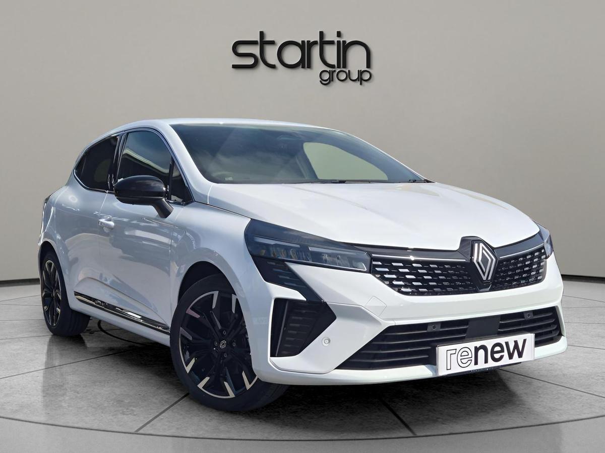 Main listing image - Renault Clio