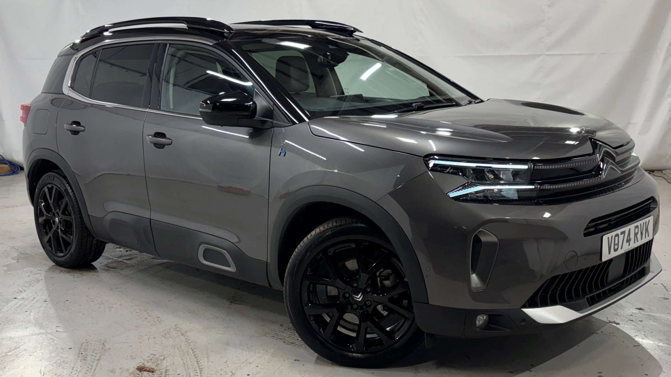 Main listing image - Citroen C5 Aircross