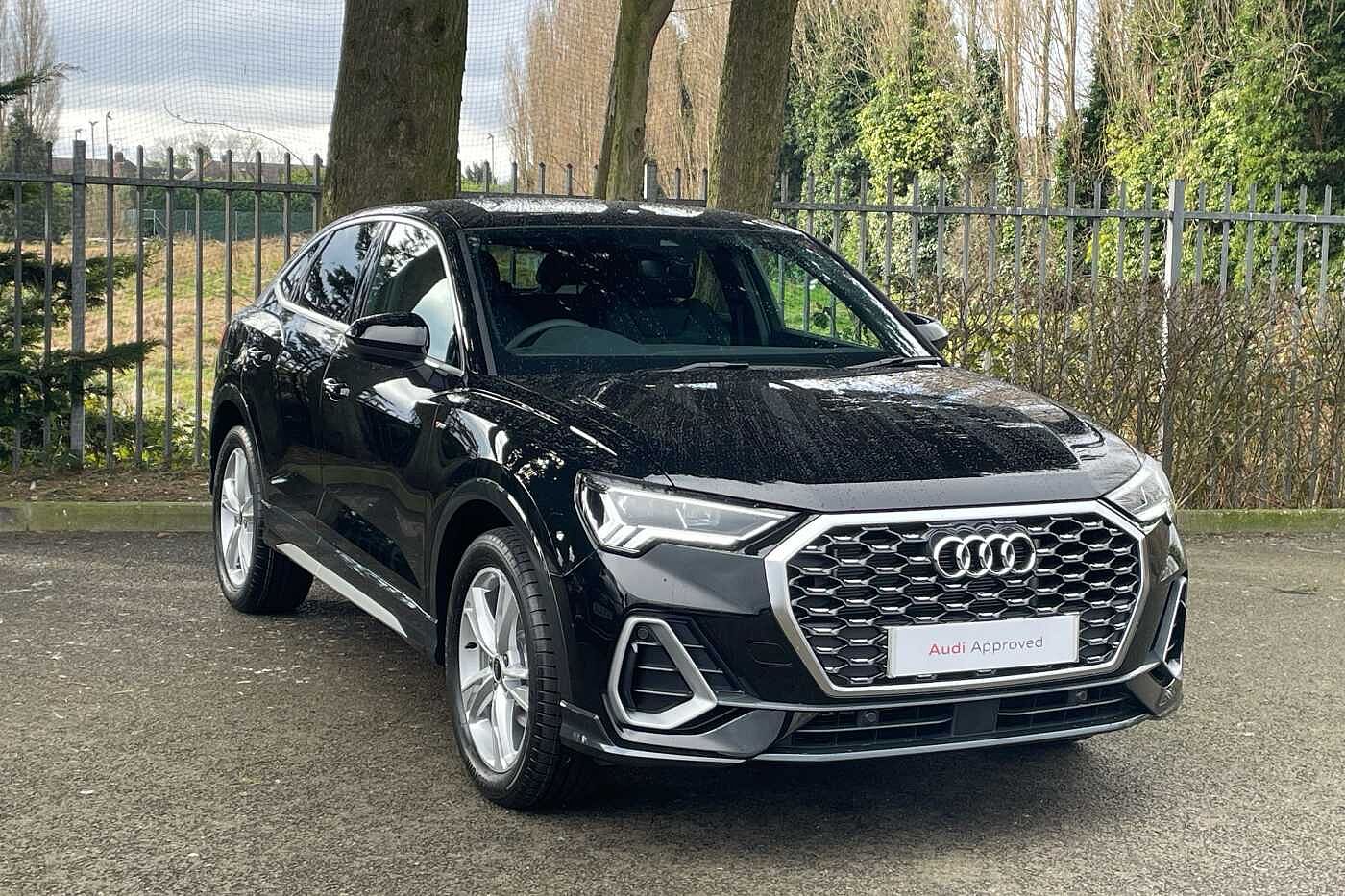 Main listing image - Audi Q3