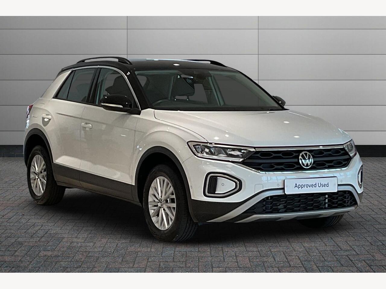 Main listing image - Volkswagen T-Roc