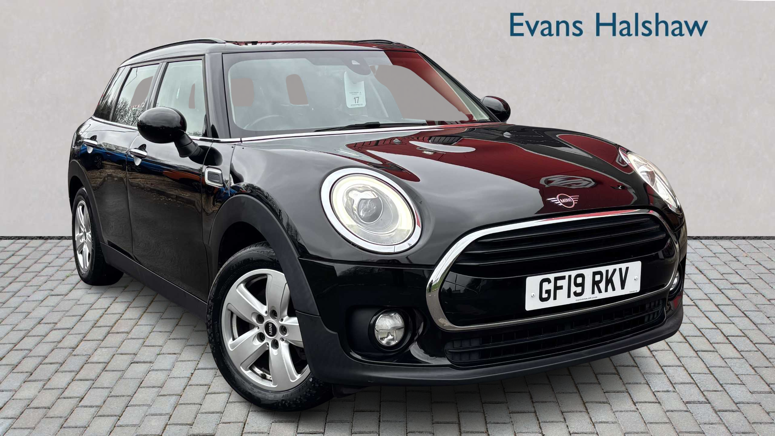 Main listing image - MINI Clubman
