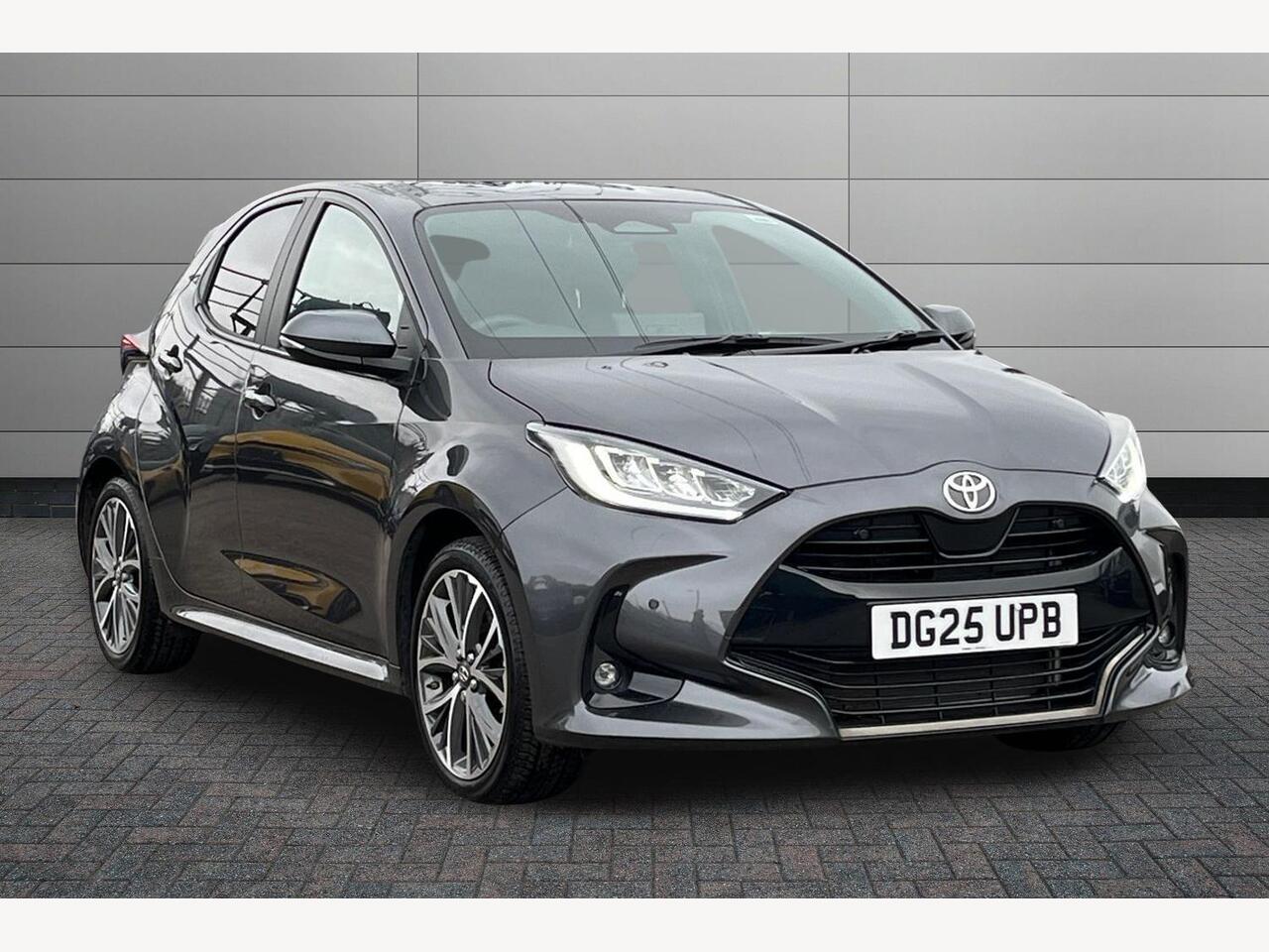 Main listing image - Toyota Yaris