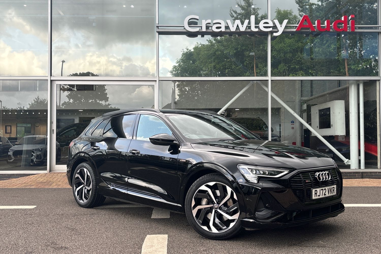 Main listing image - Audi e-tron