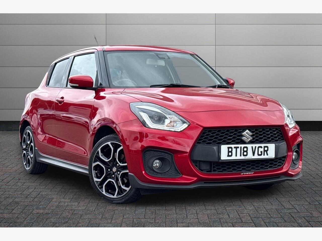 Main listing image - Suzuki Swift