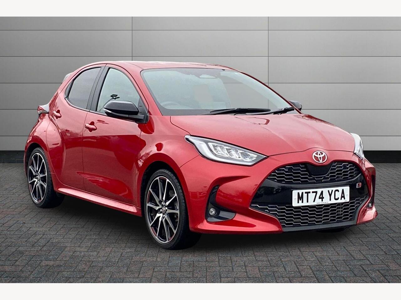 Main listing image - Toyota Yaris