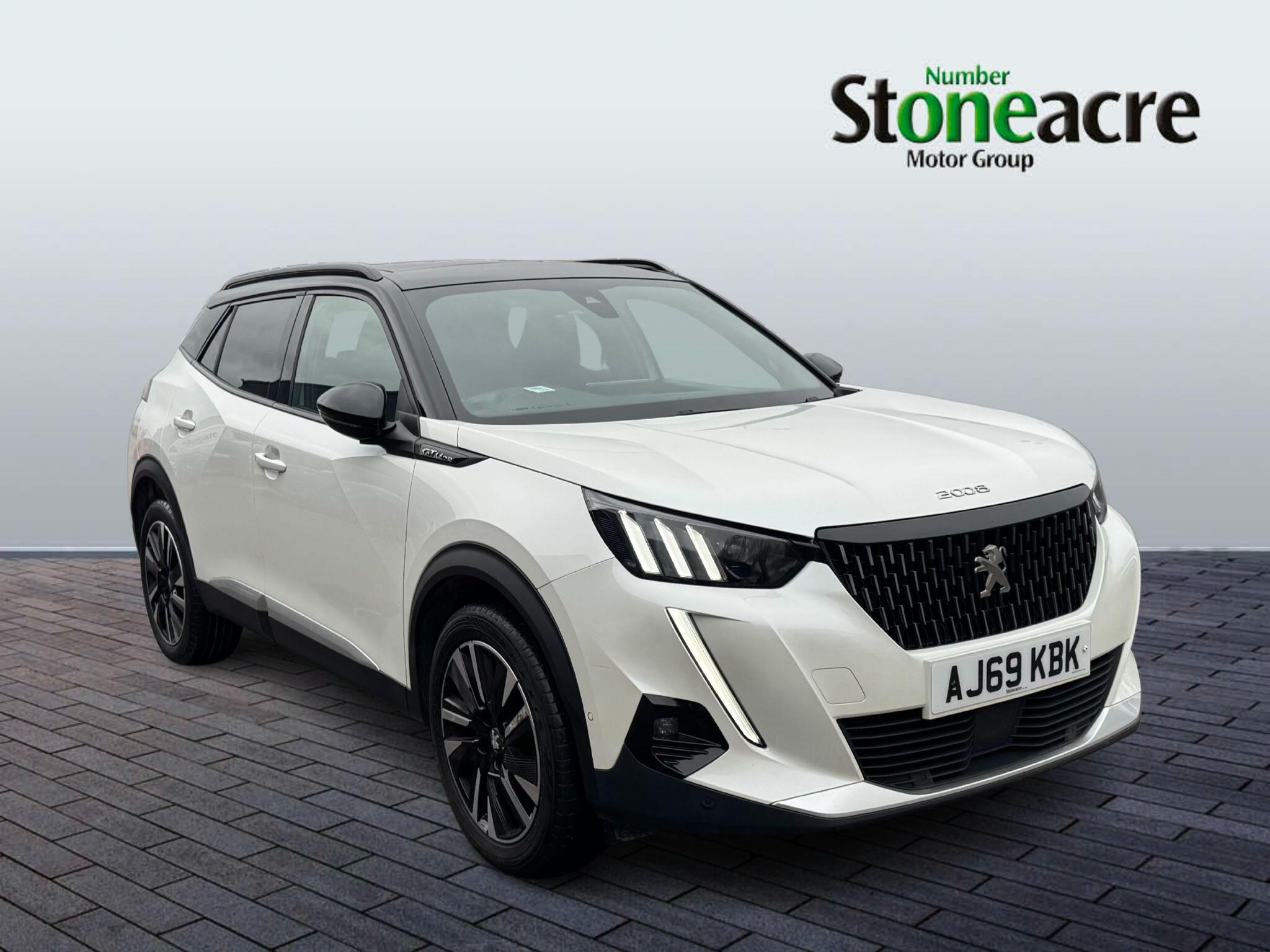 Main listing image - Peugeot 2008