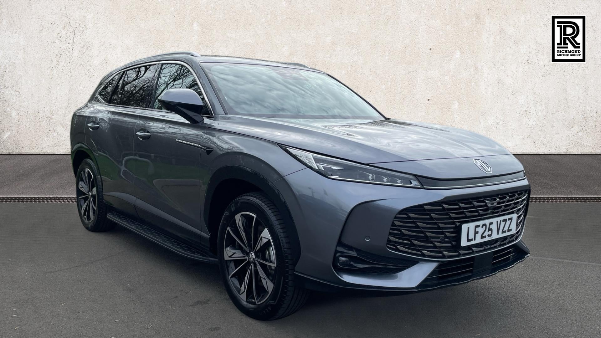 Main listing image - MG HS