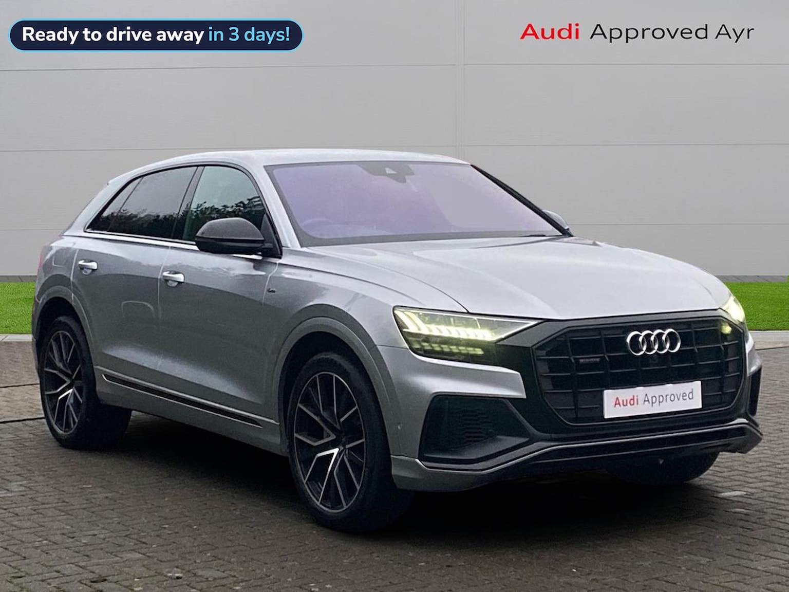 Main listing image - Audi Q8