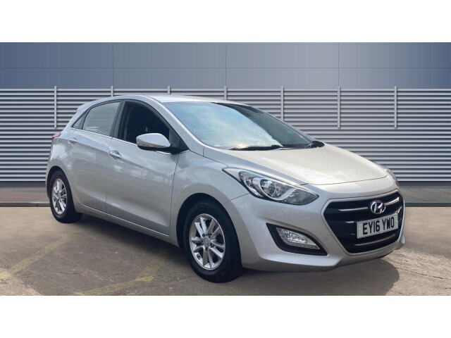 Main listing image - Hyundai i30