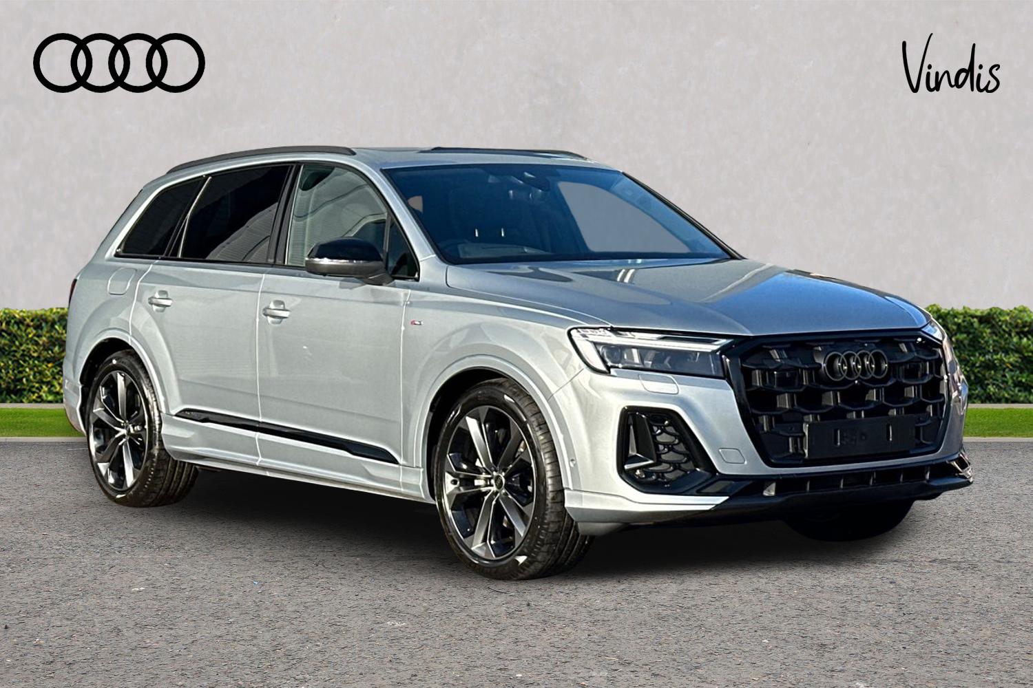 Main listing image - Audi Q7