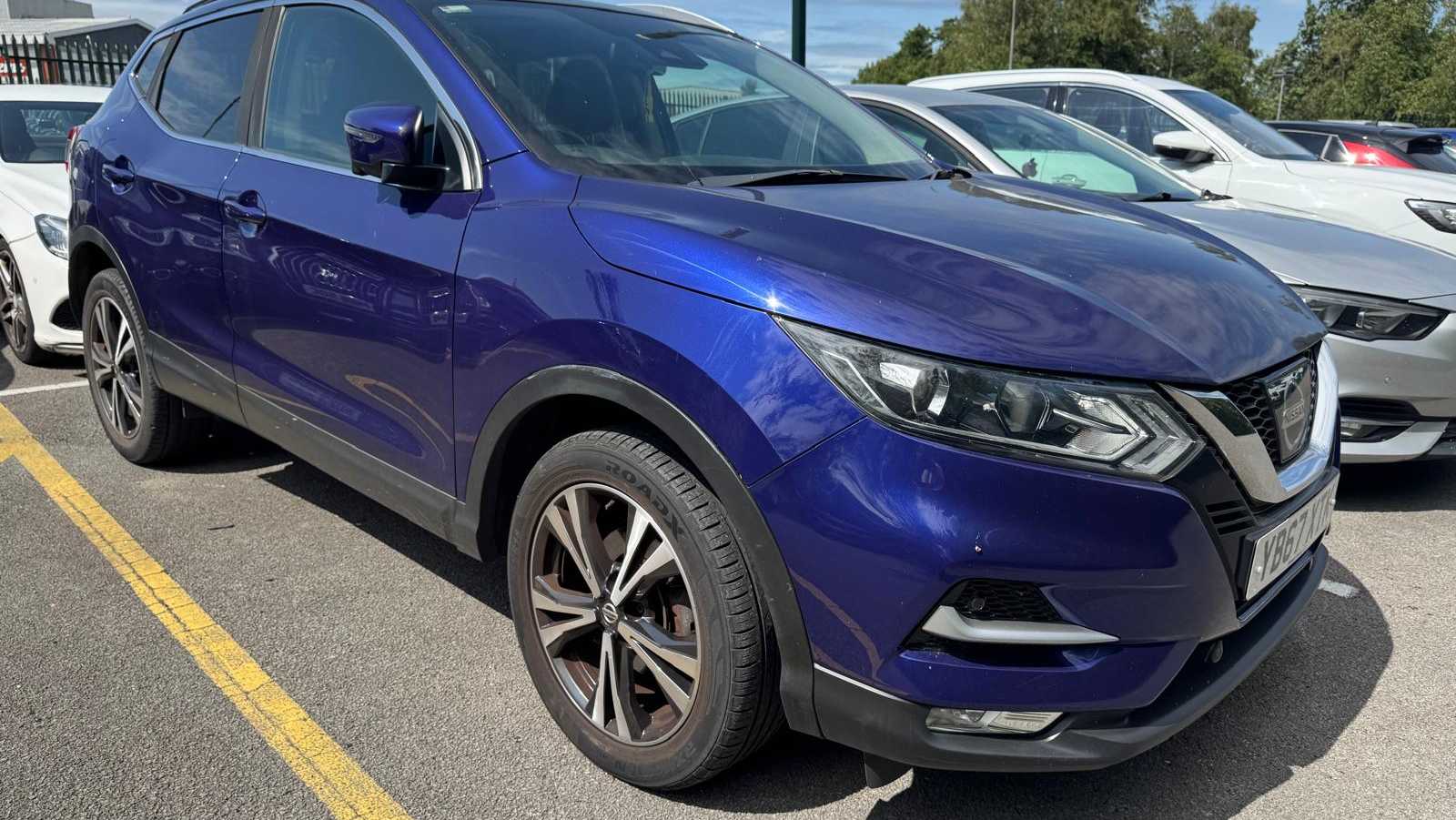 Main listing image - Nissan Qashqai