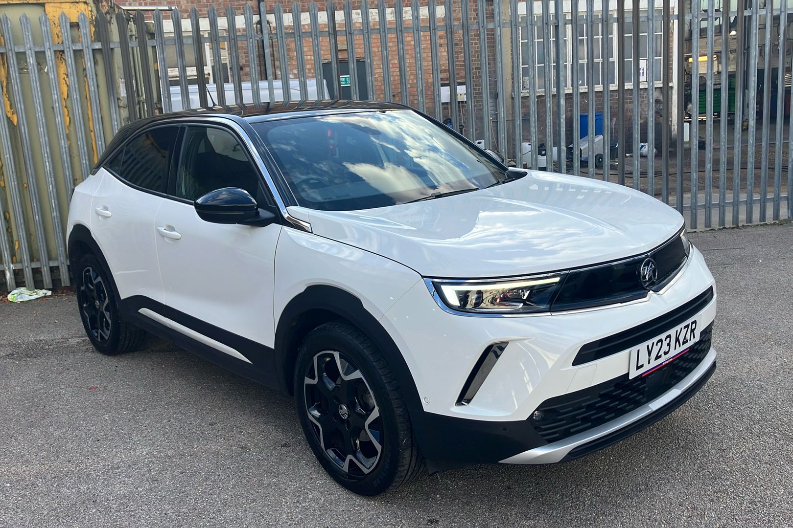Main listing image - Vauxhall Mokka