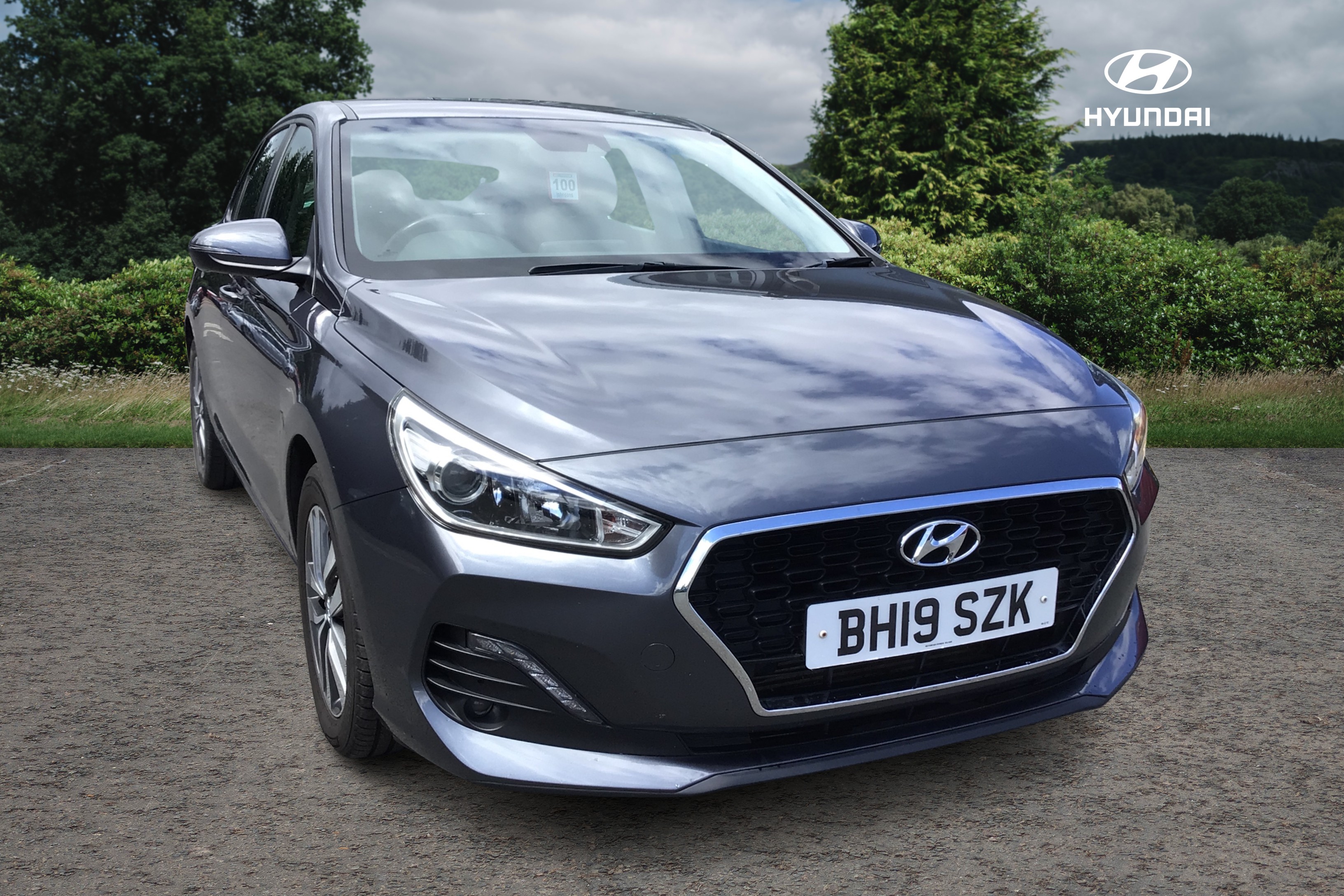 Main listing image - Hyundai i30