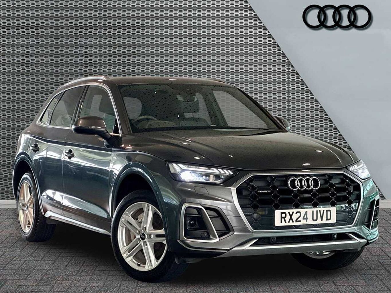 Main listing image - Audi Q5
