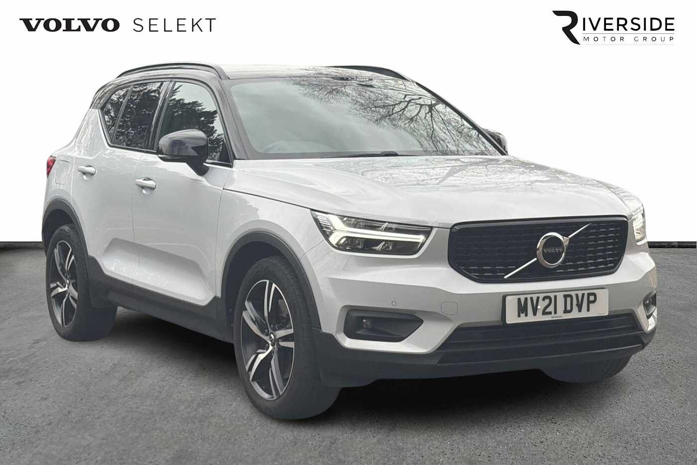 Main listing image - Volvo XC40 Recharge