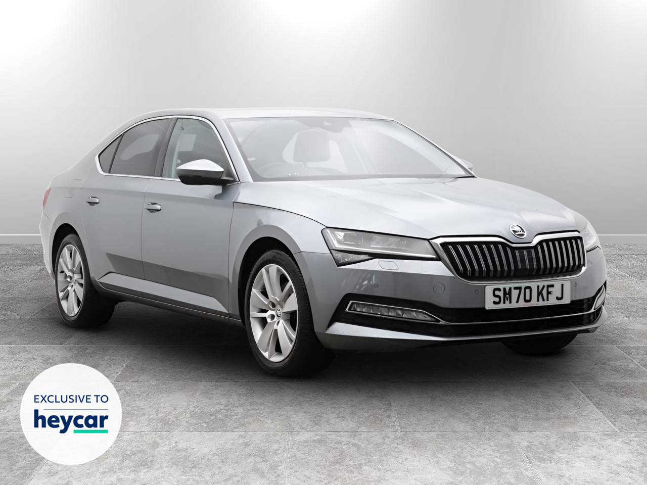 Main listing image - Skoda Superb