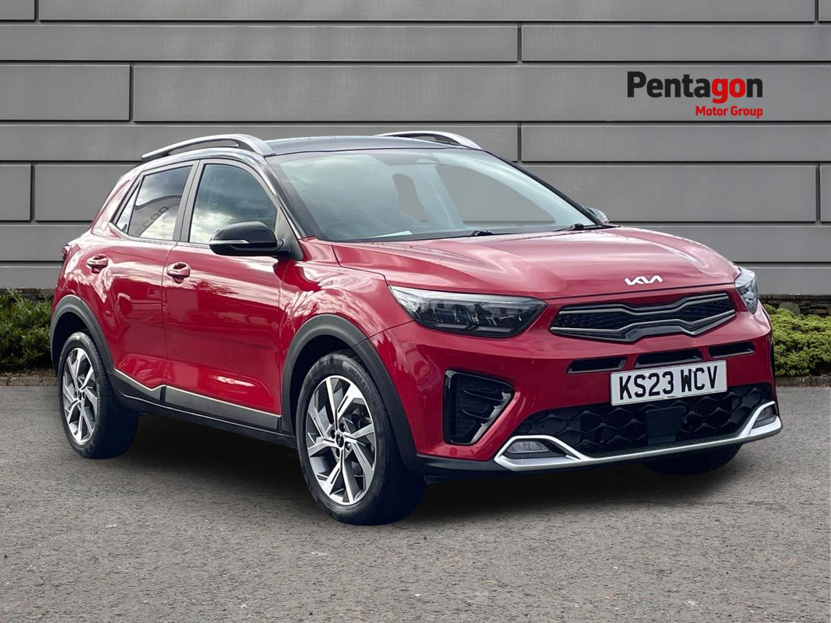 Main listing image - Kia Stonic