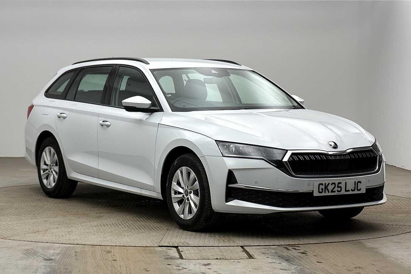 Main listing image - Skoda Octavia Estate