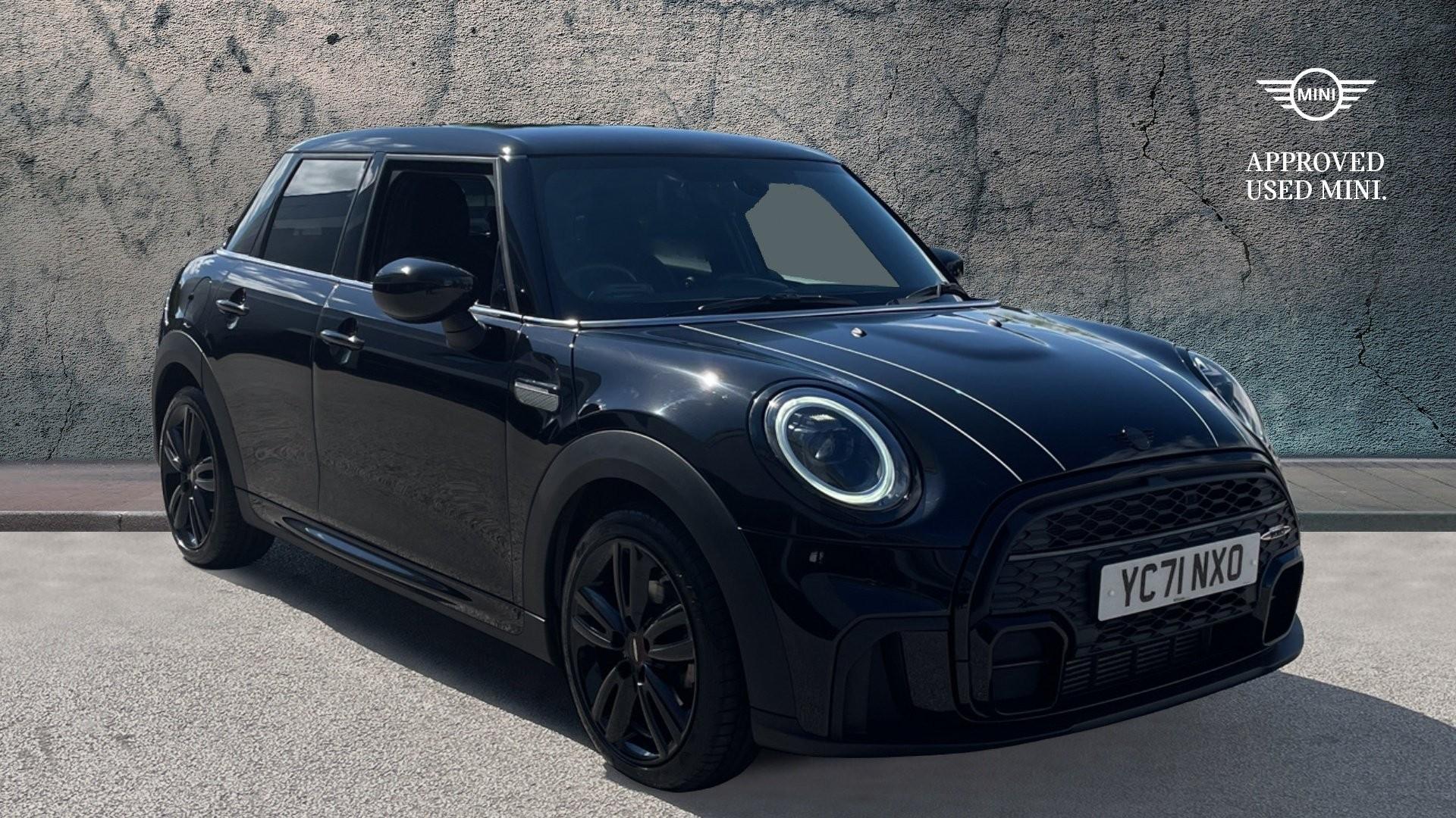 Main listing image - MINI Hatchback 5dr