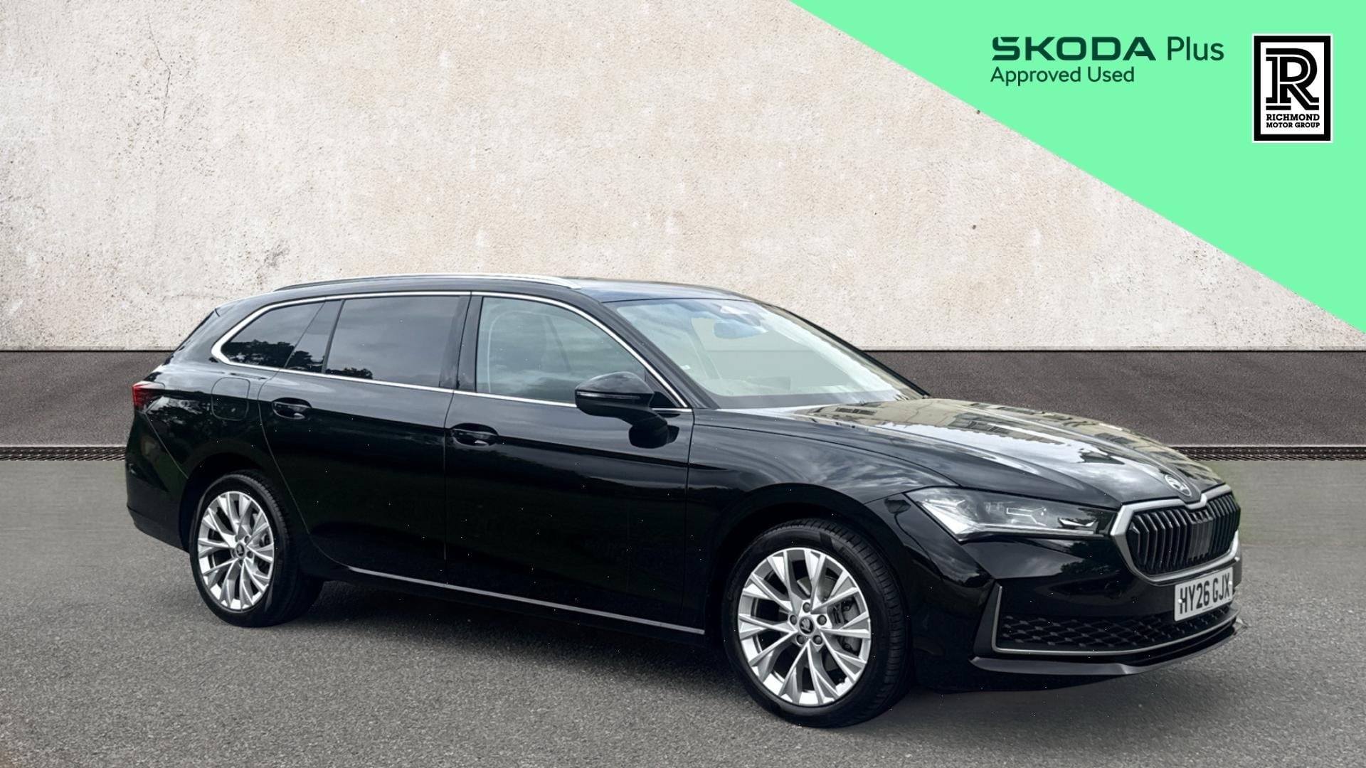 Main listing image - Skoda Superb