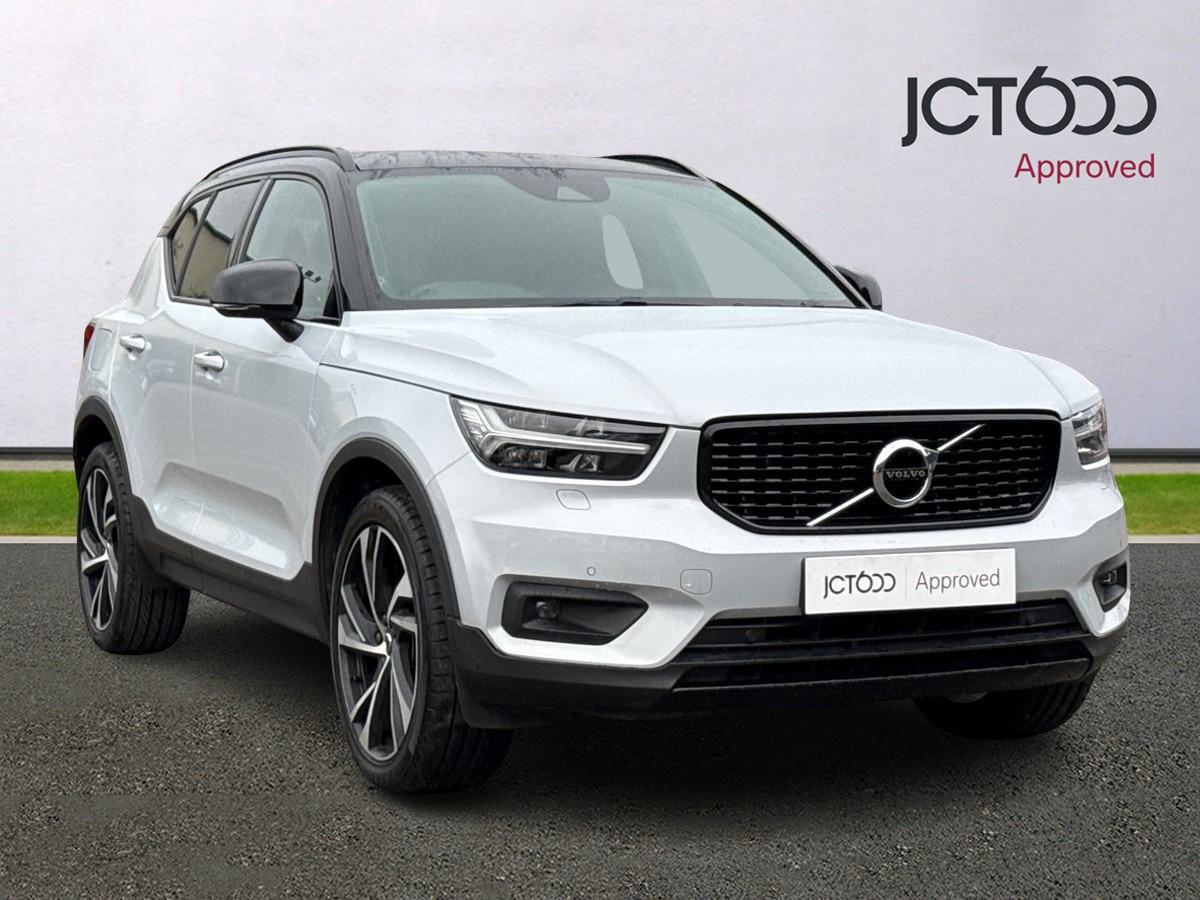 Main listing image - Volvo XC40