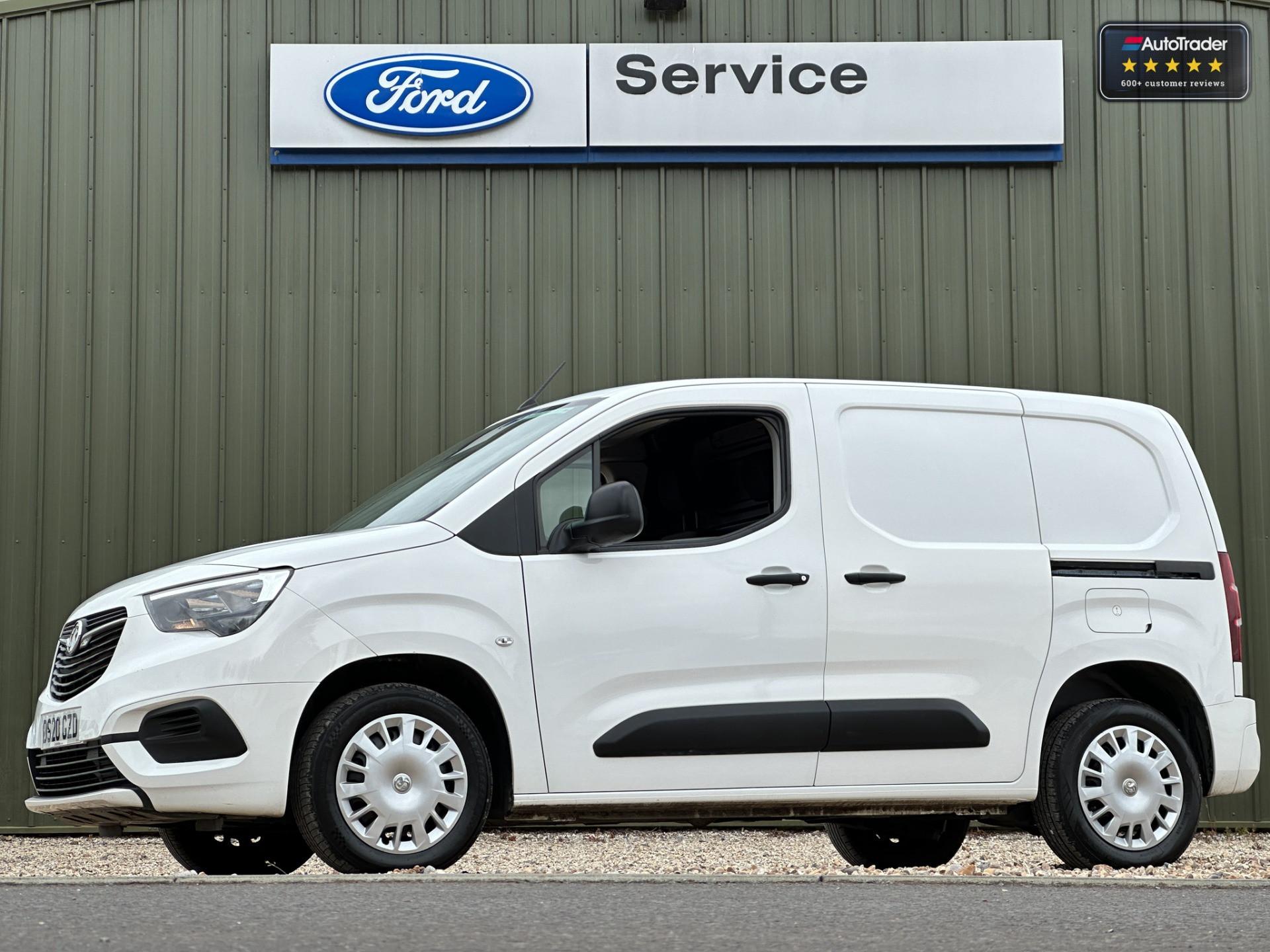 Main listing image - Vauxhall Combo Cargo