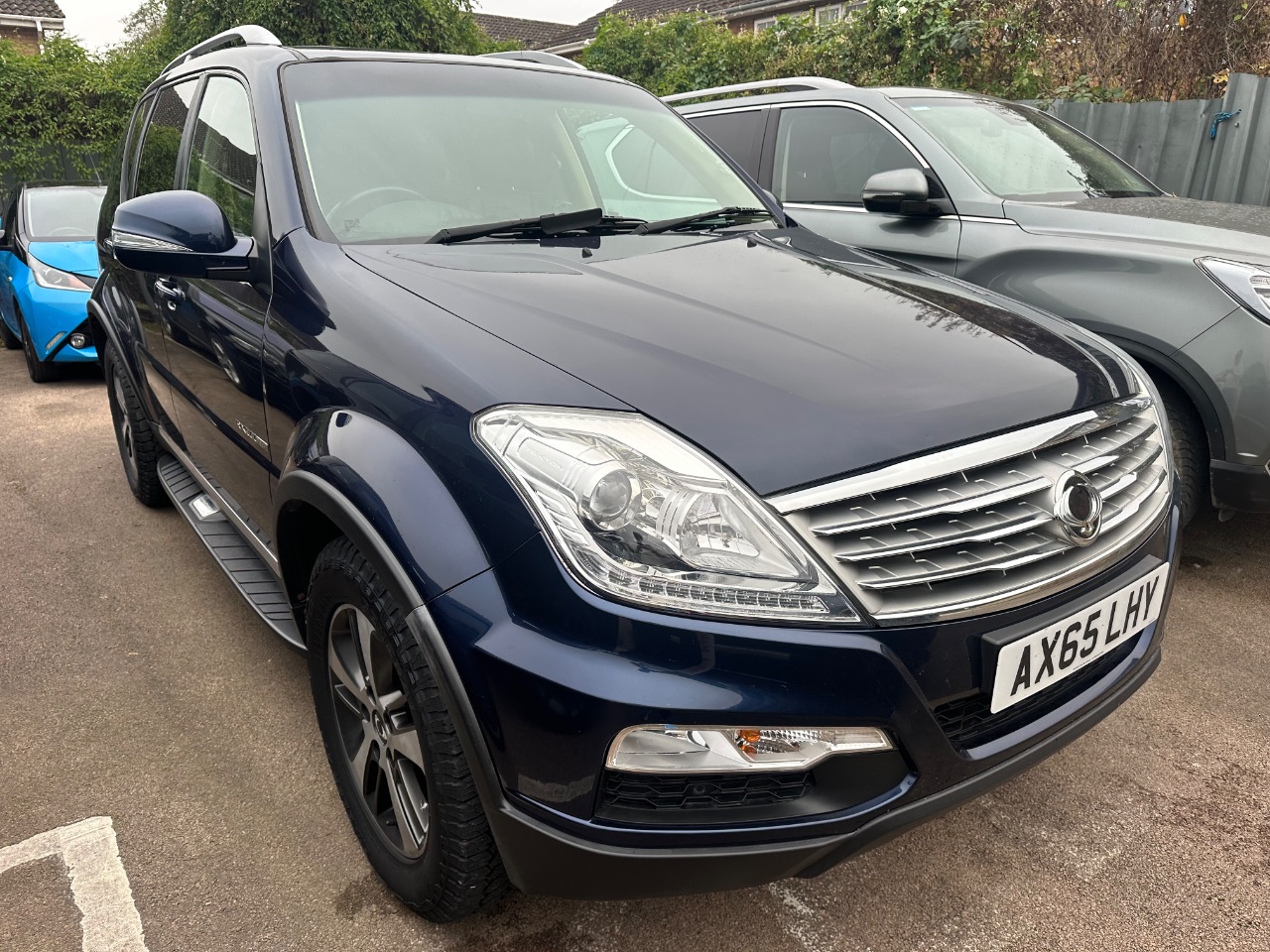 Main listing image - SsangYong Rexton W