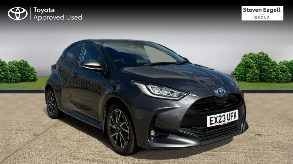 Main listing image - Toyota Yaris